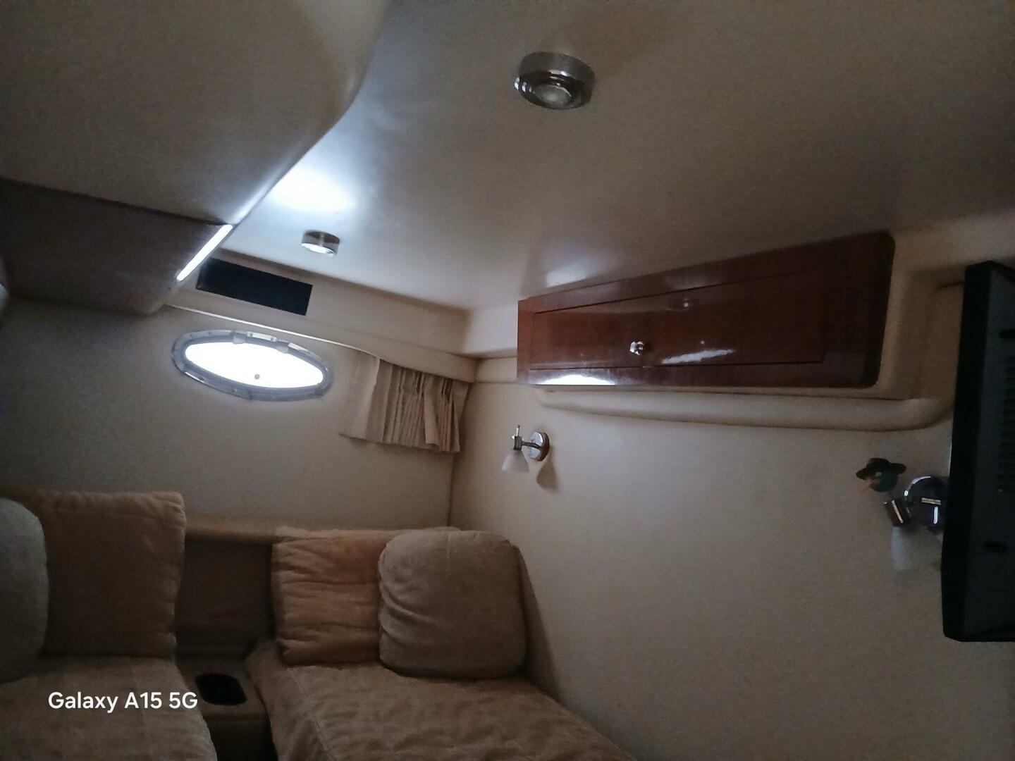 Slide: The Image of Regal 4060 Sport Yacht 2009 - 5162304