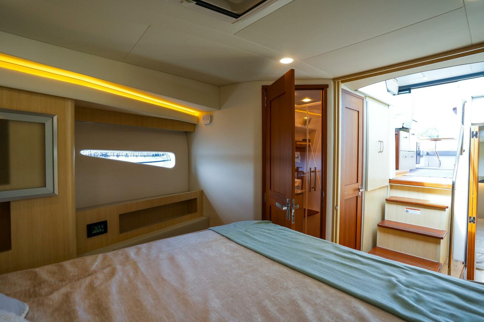 Slide: The Image of Regal 42 FXO 2024 - 5434527