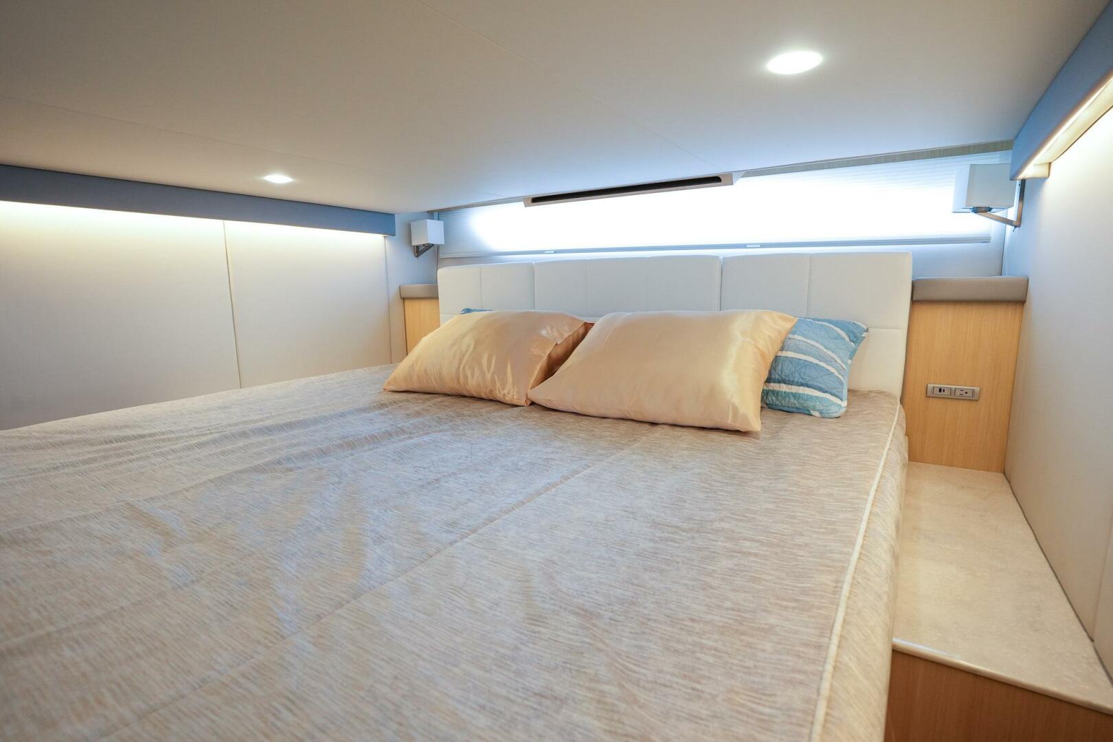 Slide: The Image of Regal 42 FXO 2024 - 5434537