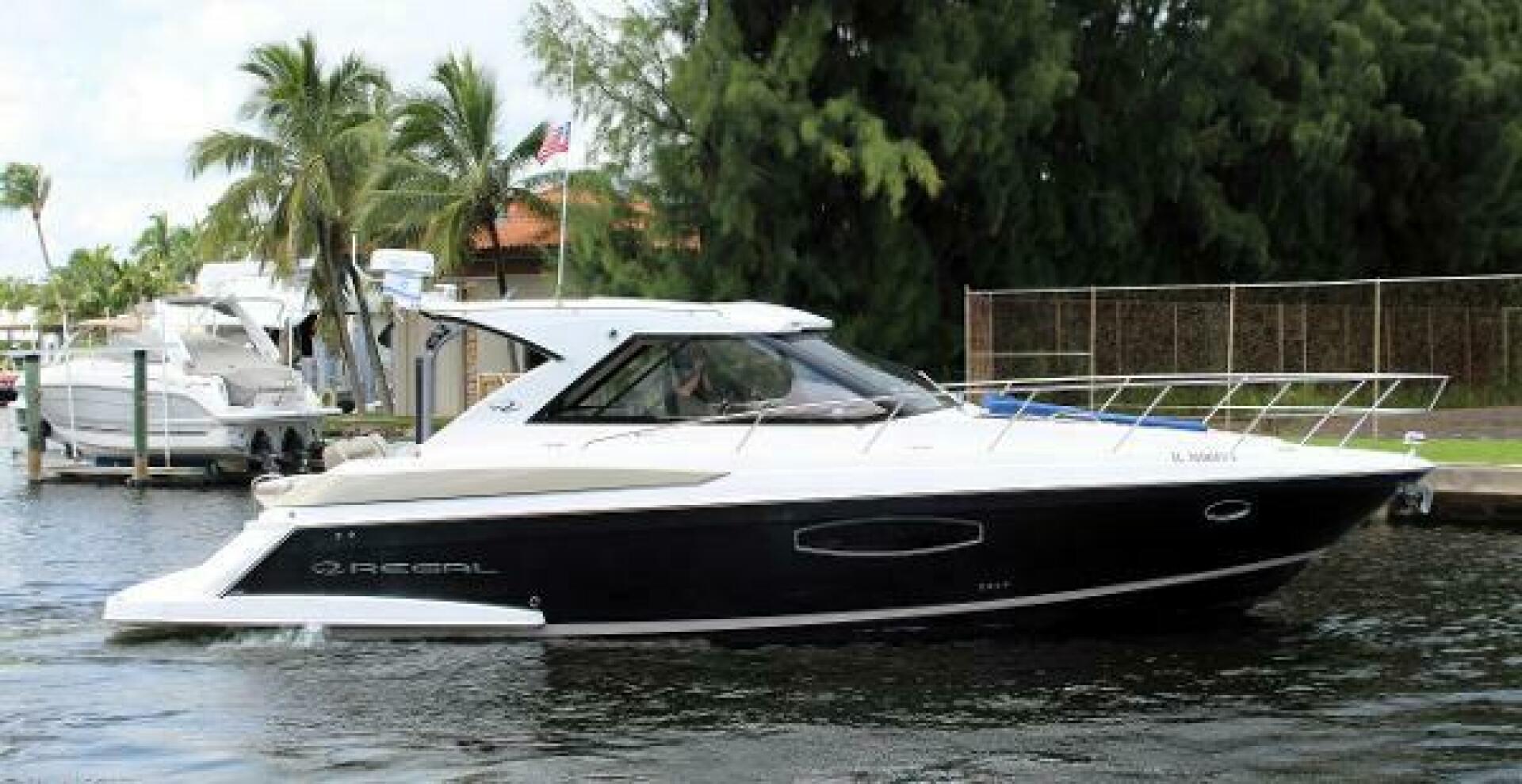 Slide: The Image of Regal 42 Sport Coupe 2016 - 4743184