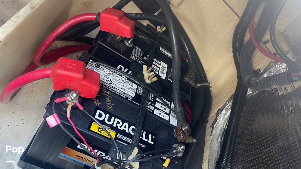Slide: The Image of Newer Batteries - 15213033