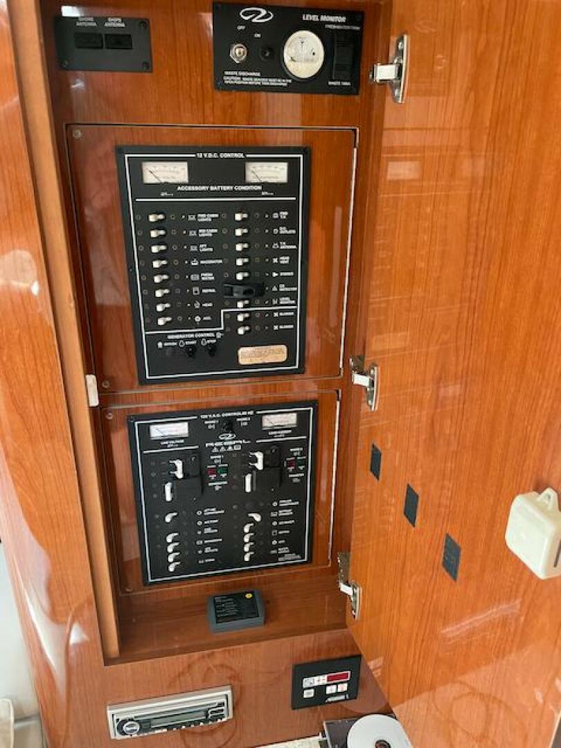 Slide: The Image of Regal Commodore 3560 IO 2005 - 4789106