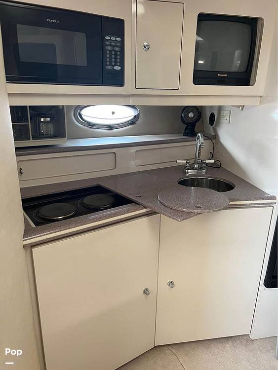Slide: The Image of Seller Provided Interior Picture - 13510731