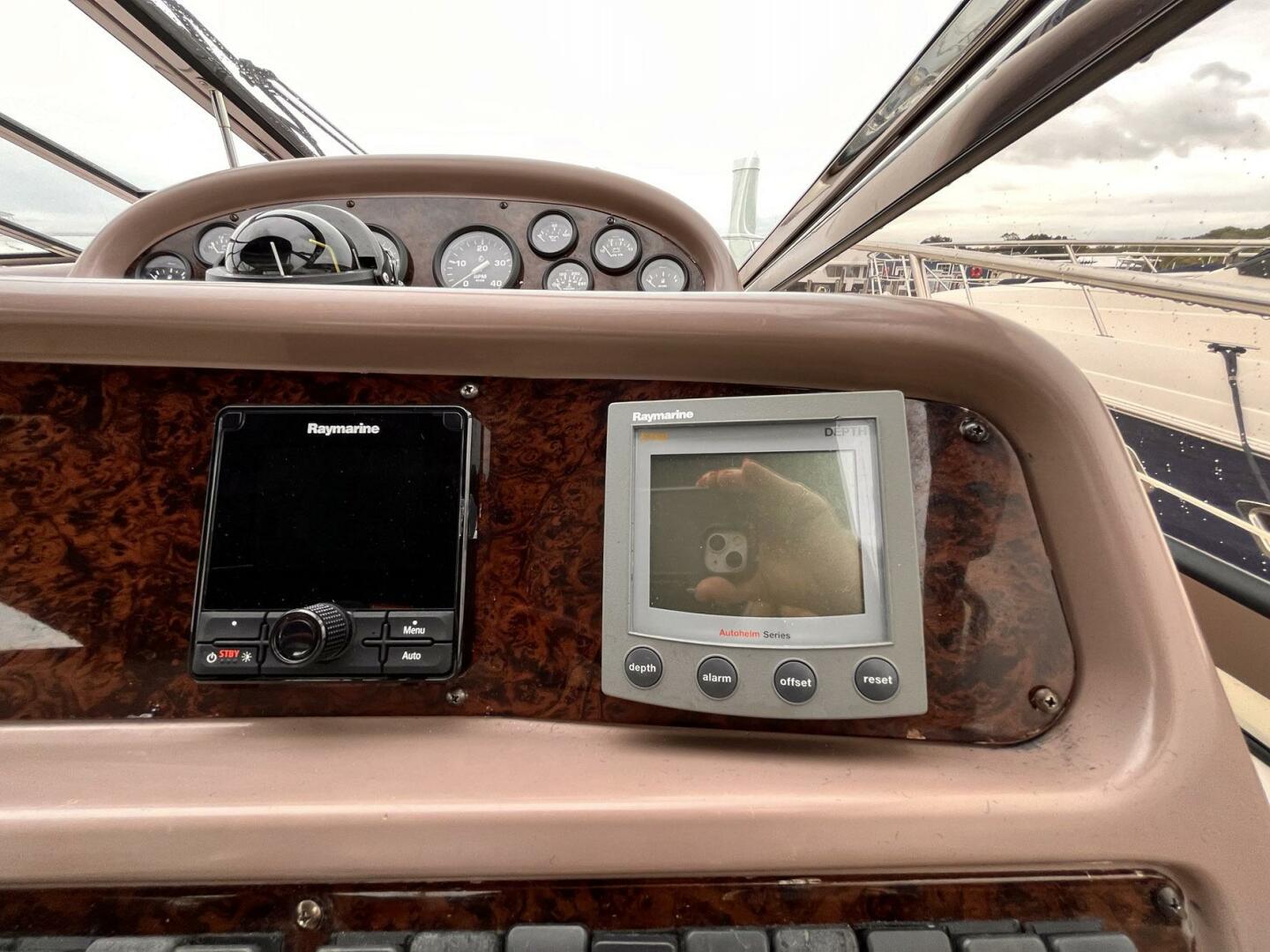 Slide: The Image of Regal Commodore 4260 2002 - 4736425