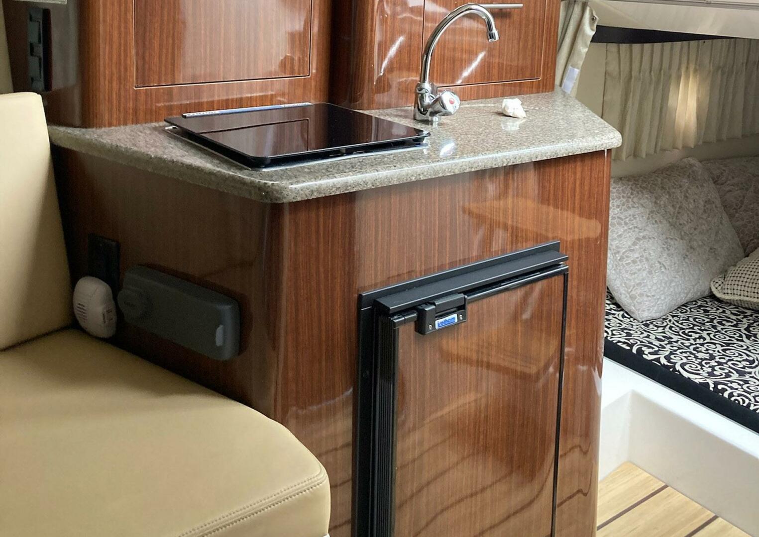 Slide: The Image of Regal Express 2015 - 5340909