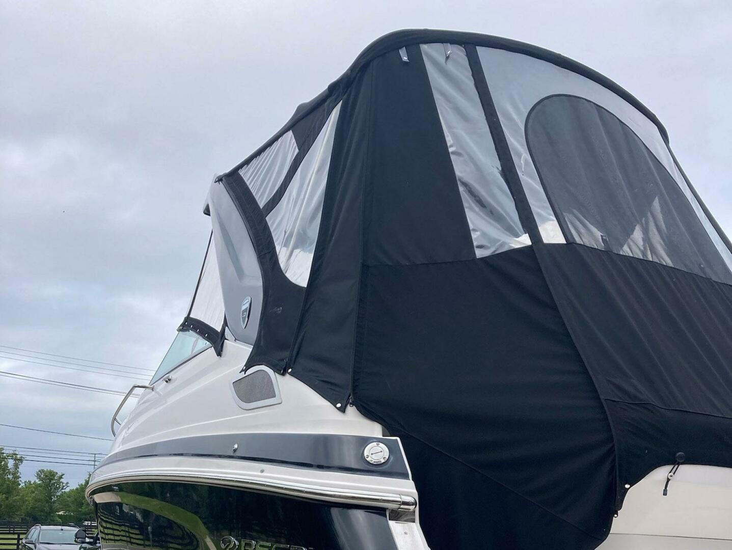 Slide: The Image of Regal Express 2015 - 5340920