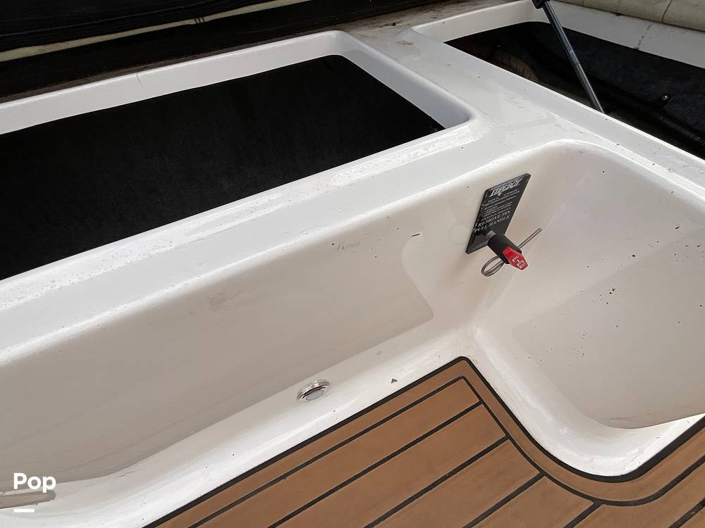 Slide: The Image of Regal Fasdeck 27 2012 - 13587987