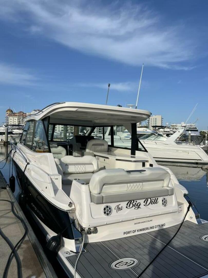 Slide: The Image of Regal Grand Coupe 2021 - 5248340