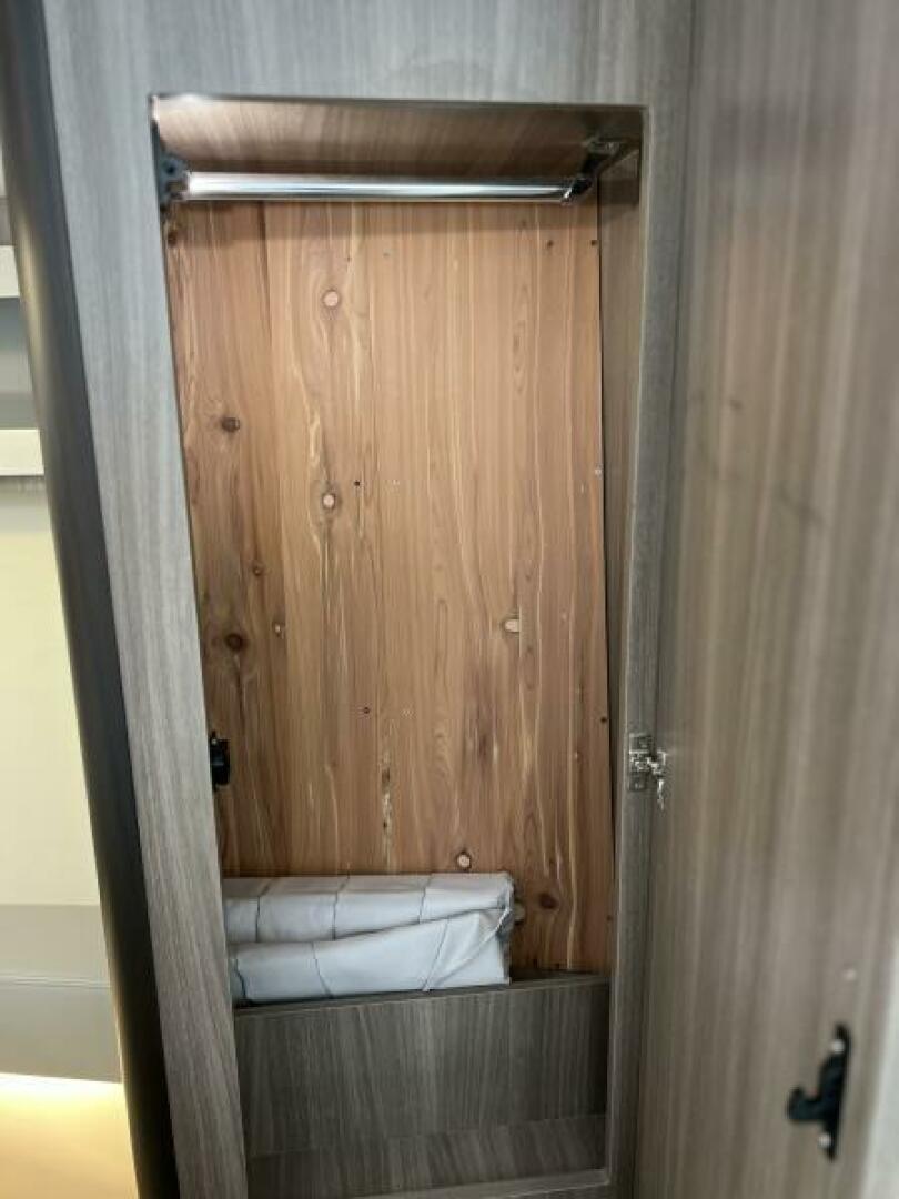 Slide: The Image of Regal Grand Coupe 2021 - 5248371