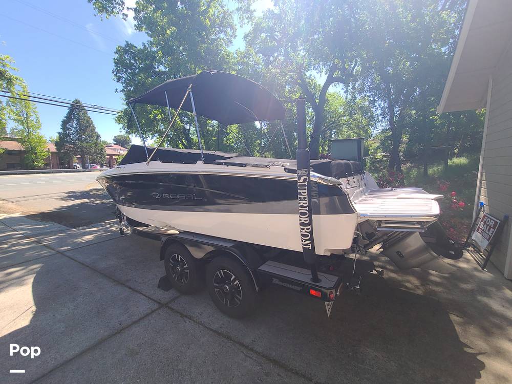 Slide: The Image of Regal LS2 2022 - 15406076