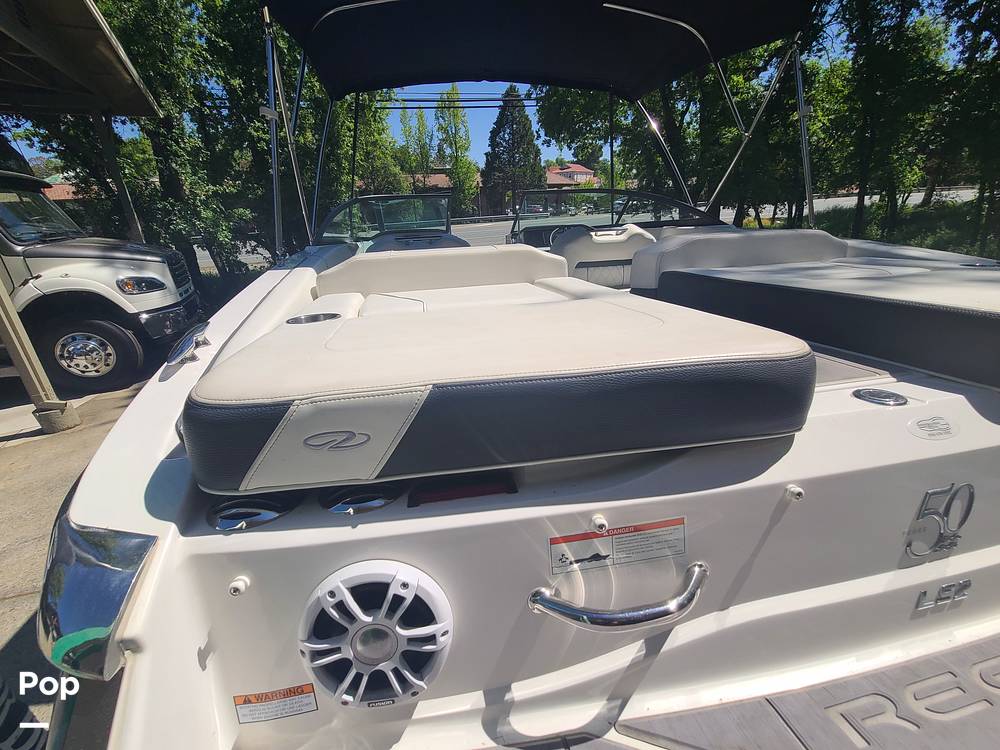 Slide: The Image of Regal LS2 2022 - 15406096