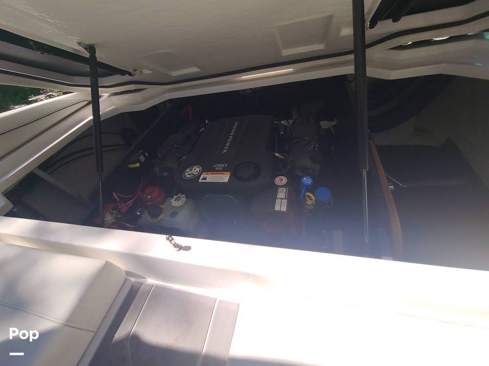 Slide: The Image of Regal LS2 2022 - 15406147