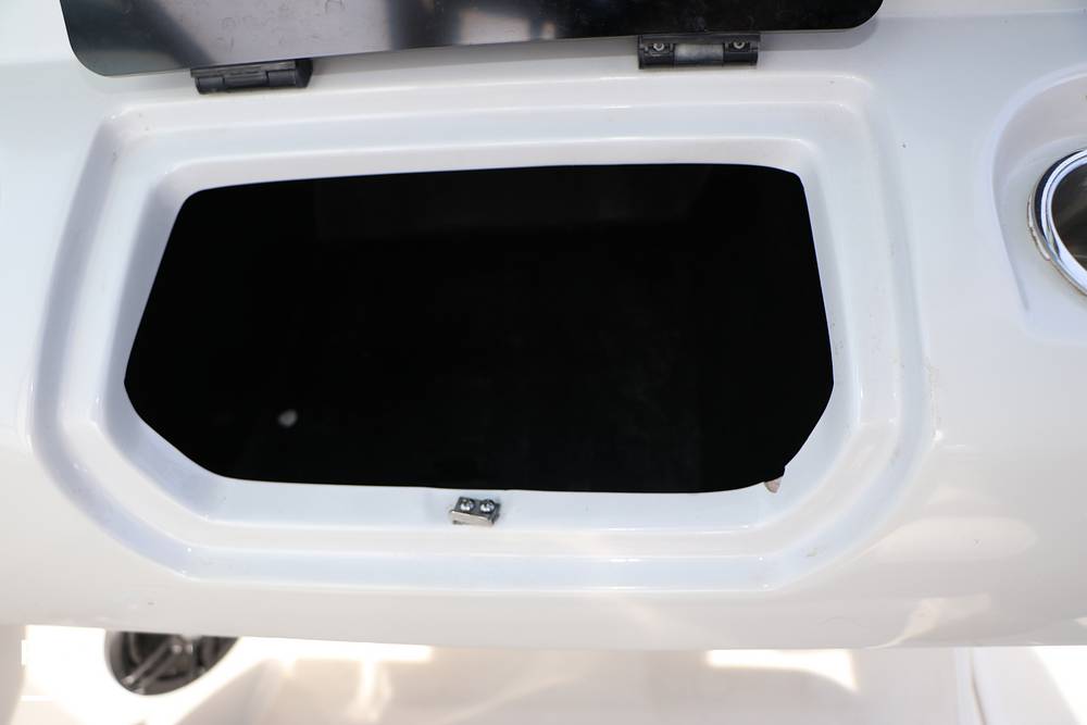 Slide: The Image of Regal LS2 2022 - 14957449