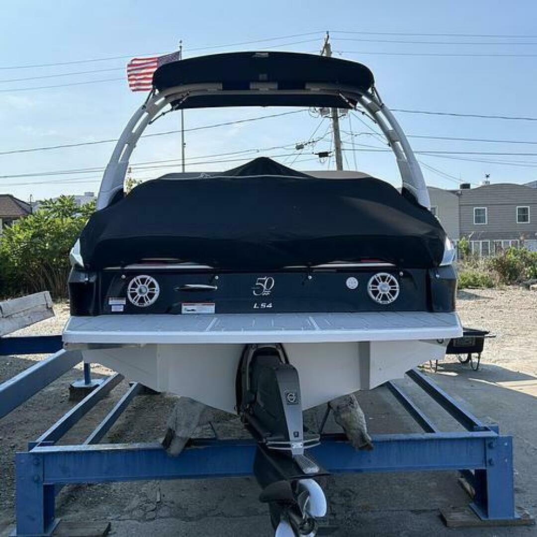 Slide: The Image of Stern Outdrive, swimplatform - 5184926