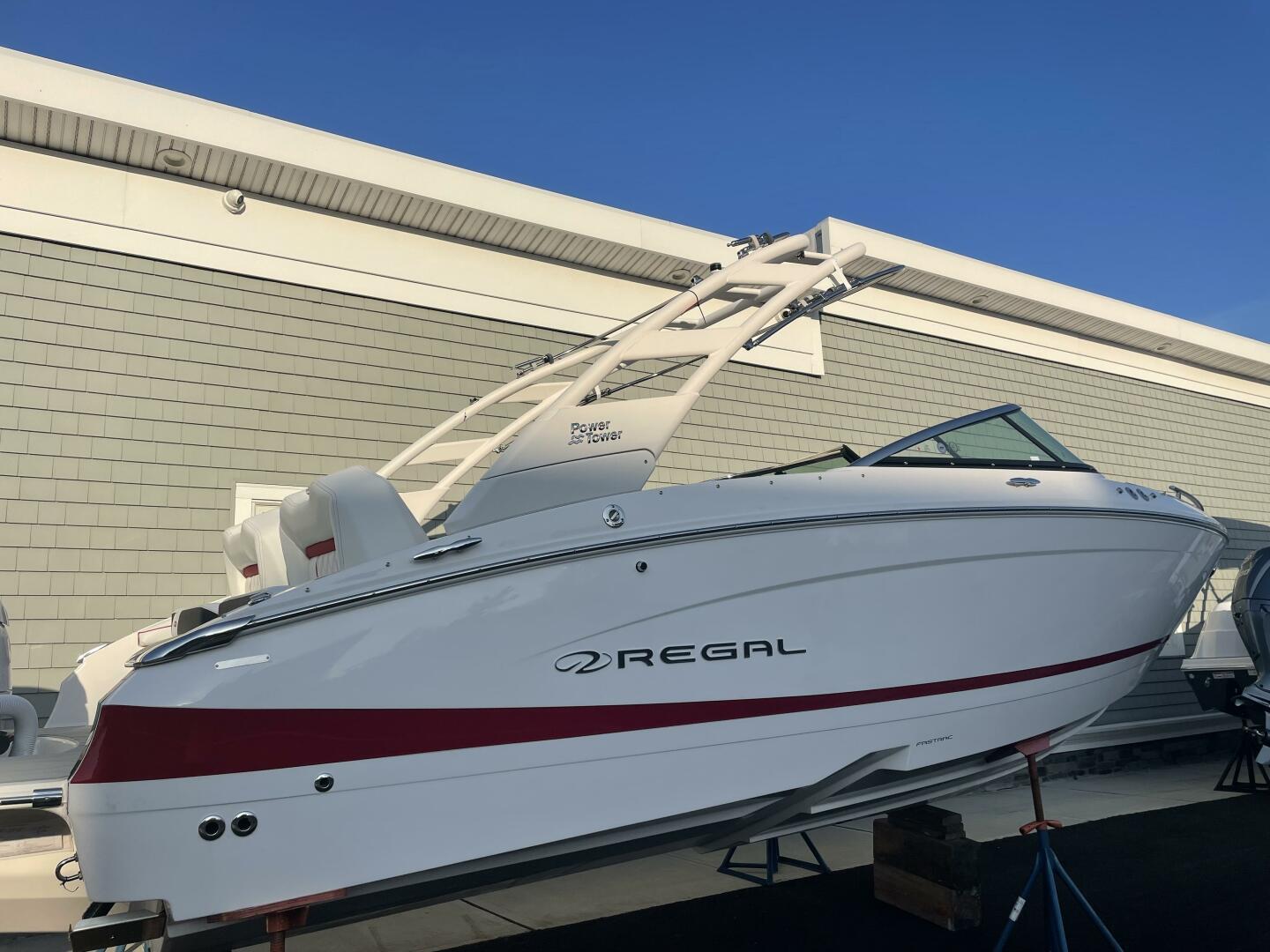 Slide: The Image of Regal LX4 2024 - 0
