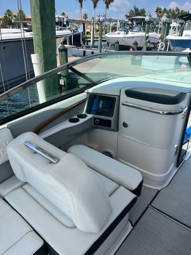 Slide: The Image of 2024 Regal 29 LX - 5306858