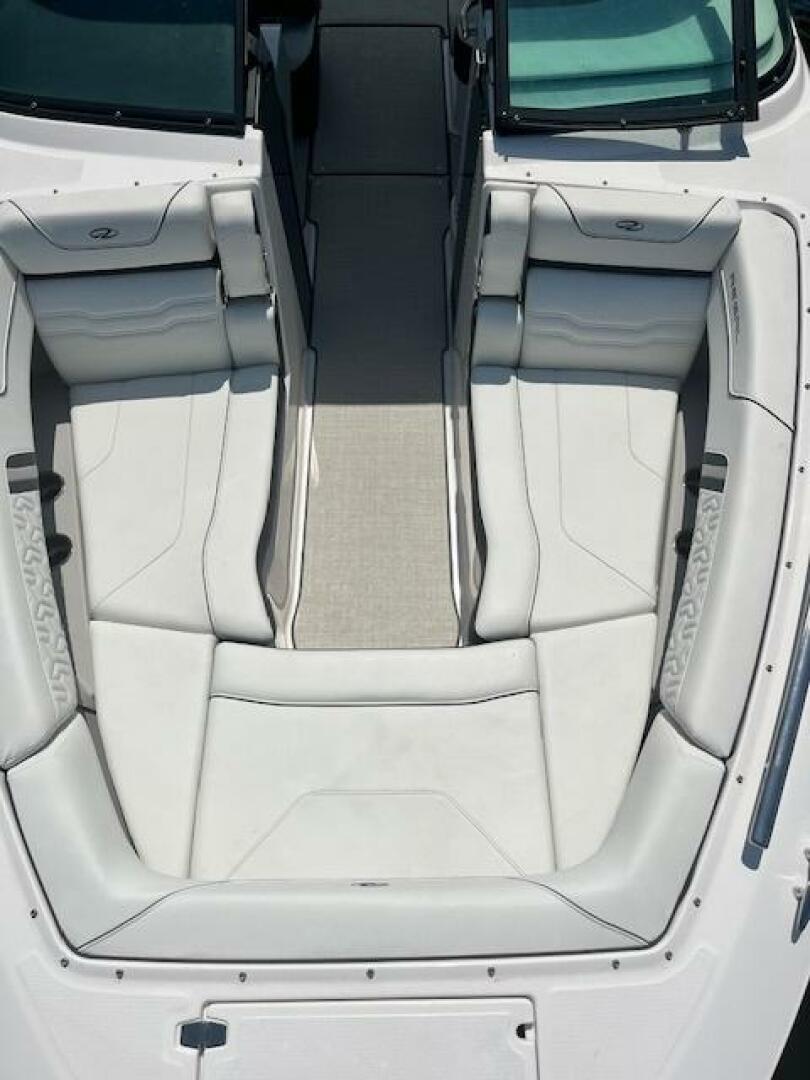 Slide: The Image of 2024 Regal 29 LX - 5306886
