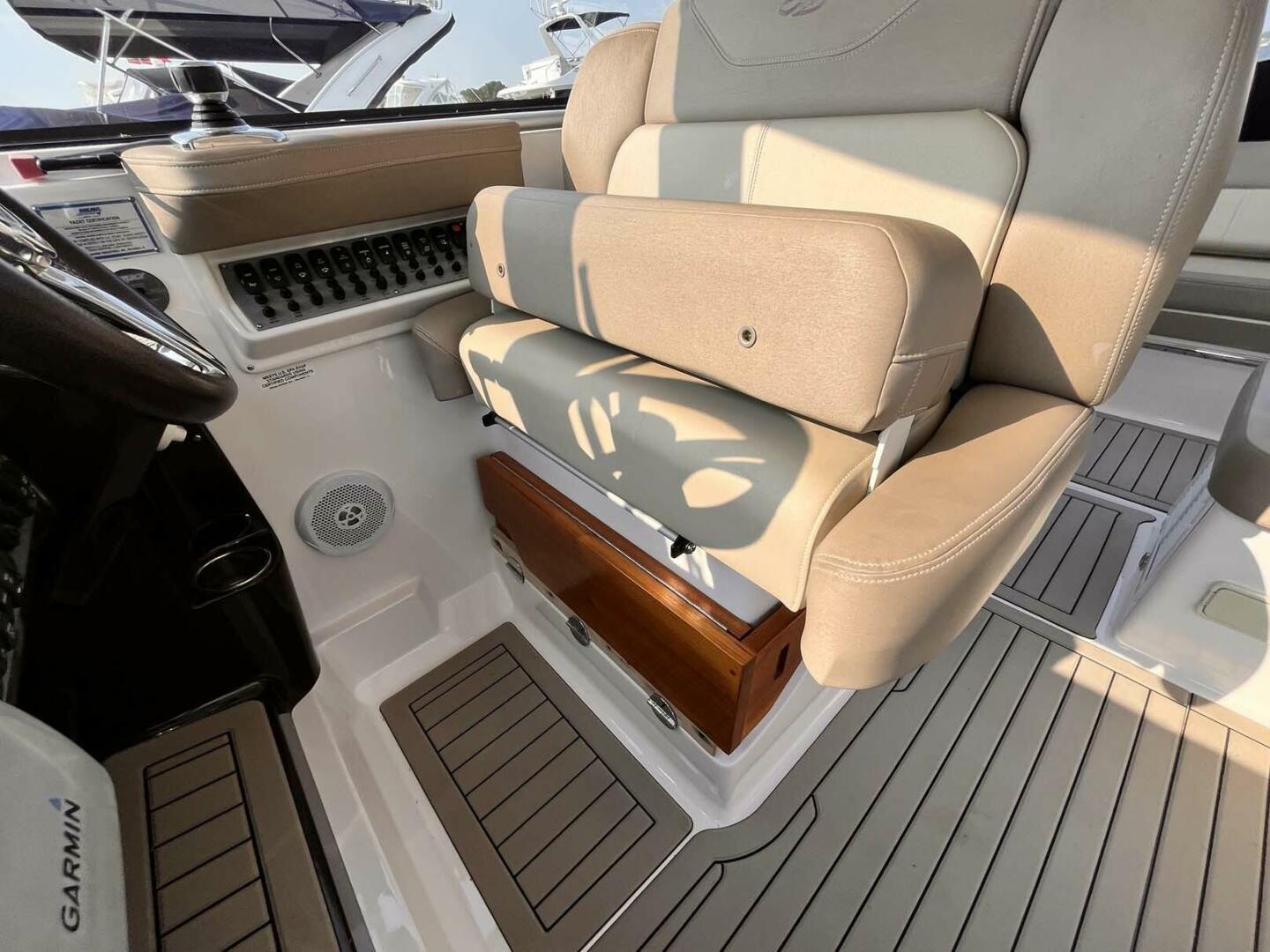 Slide: The Image of Regal Sport Coupe with New Engines-2 Year Warranty 2014 - 4550018