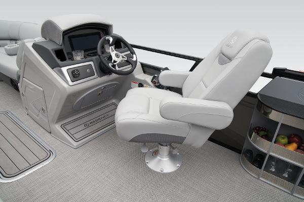 Slide: The Image of Regency 230 LE3 Sport 2025 - 26