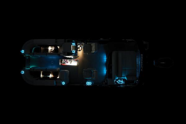 Slide: The Image of Regency 230 LE3 Sport 2025 - 46