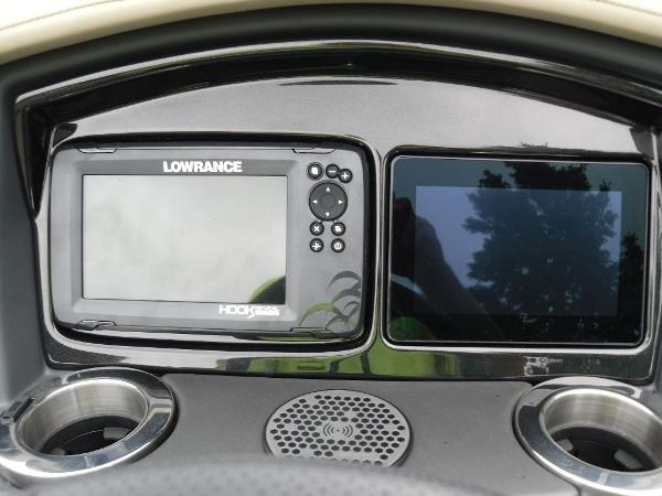 Slide: The Image of Dashboard of 2024 Regency 250 DL3 with Lowrance Hook2 fish finder. - 28
