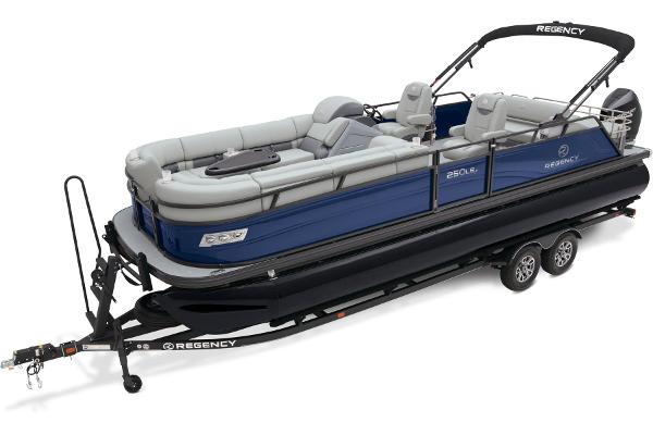 Slide: The Image of Regency 250 LE3 Sport 2024 - 11