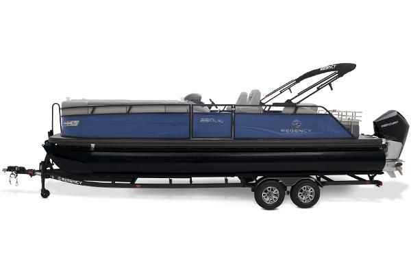 Slide: The Image of Regency 250 LE3 Sport 2024 - 14