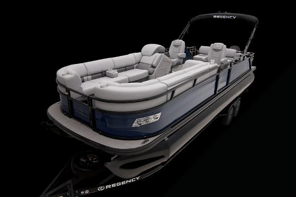 Slide: The Image of Regency 250 LE3 Sport 2024 - 22