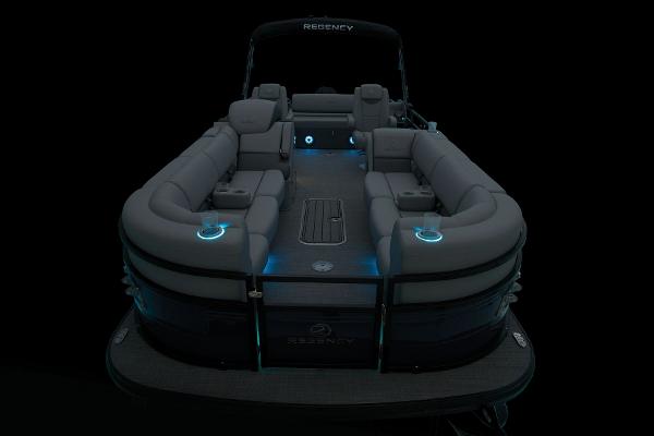 Slide: The Image of Regency 250 LE3 Sport 2024 - 27