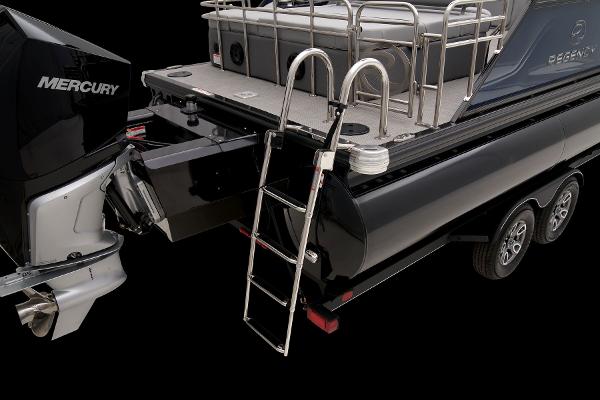 Slide: The Image of Regency 250 LE3 Sport 2024 - 75