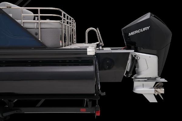 Slide: The Image of Regency 250 LE3 Sport 2024 - 76