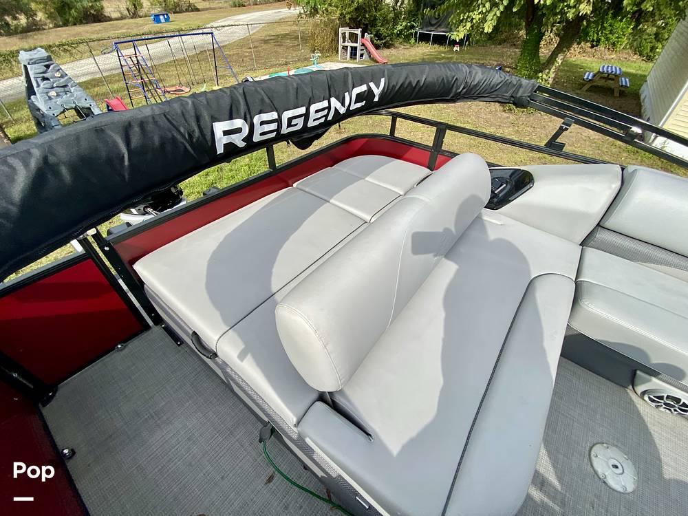 Slide: The Image of Regency R250DL3 2022 - 15076325