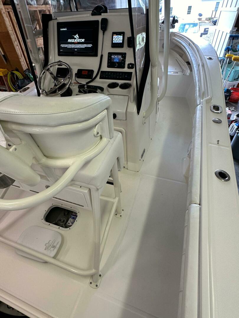 Slide: The Image of Regulator Marine 23 2019 - 4739727