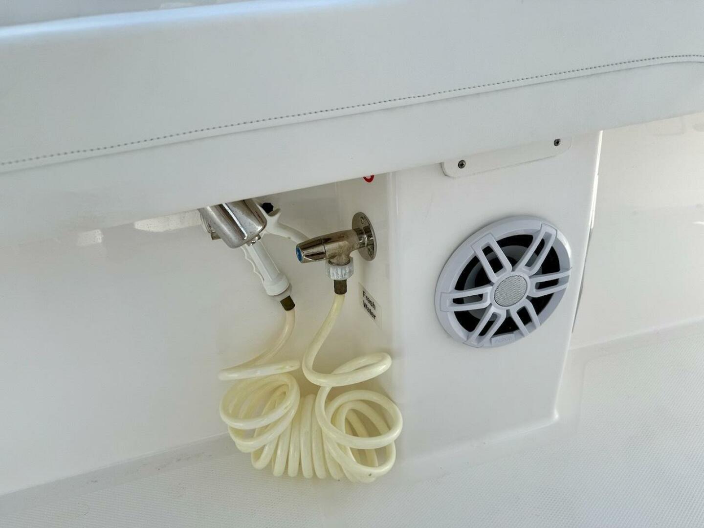 Slide: The Image of 2024 Regulator 23 Wash Down - 5348542