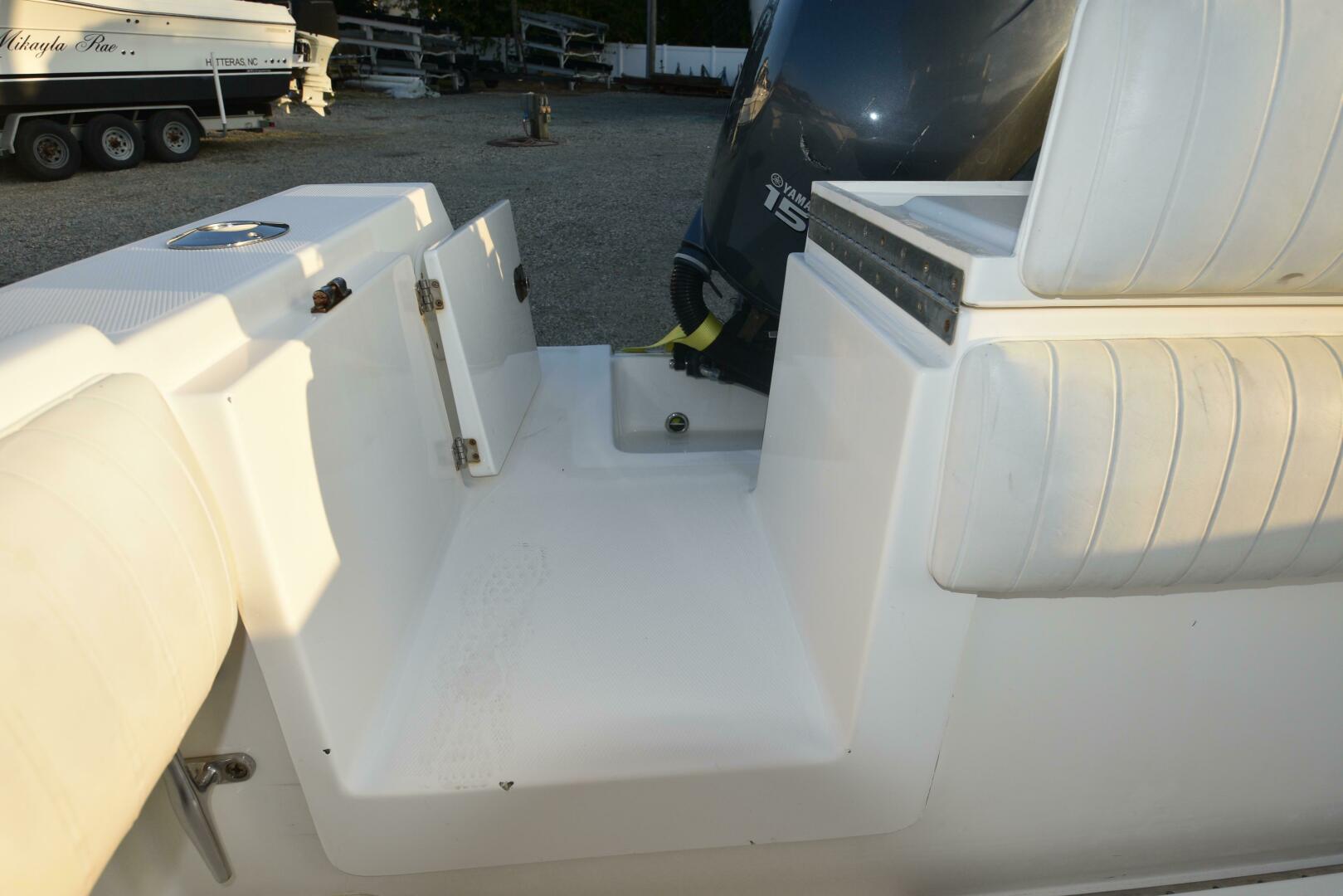 Slide: The Image of Regulator Marine 24 FS 2005 - 4813024