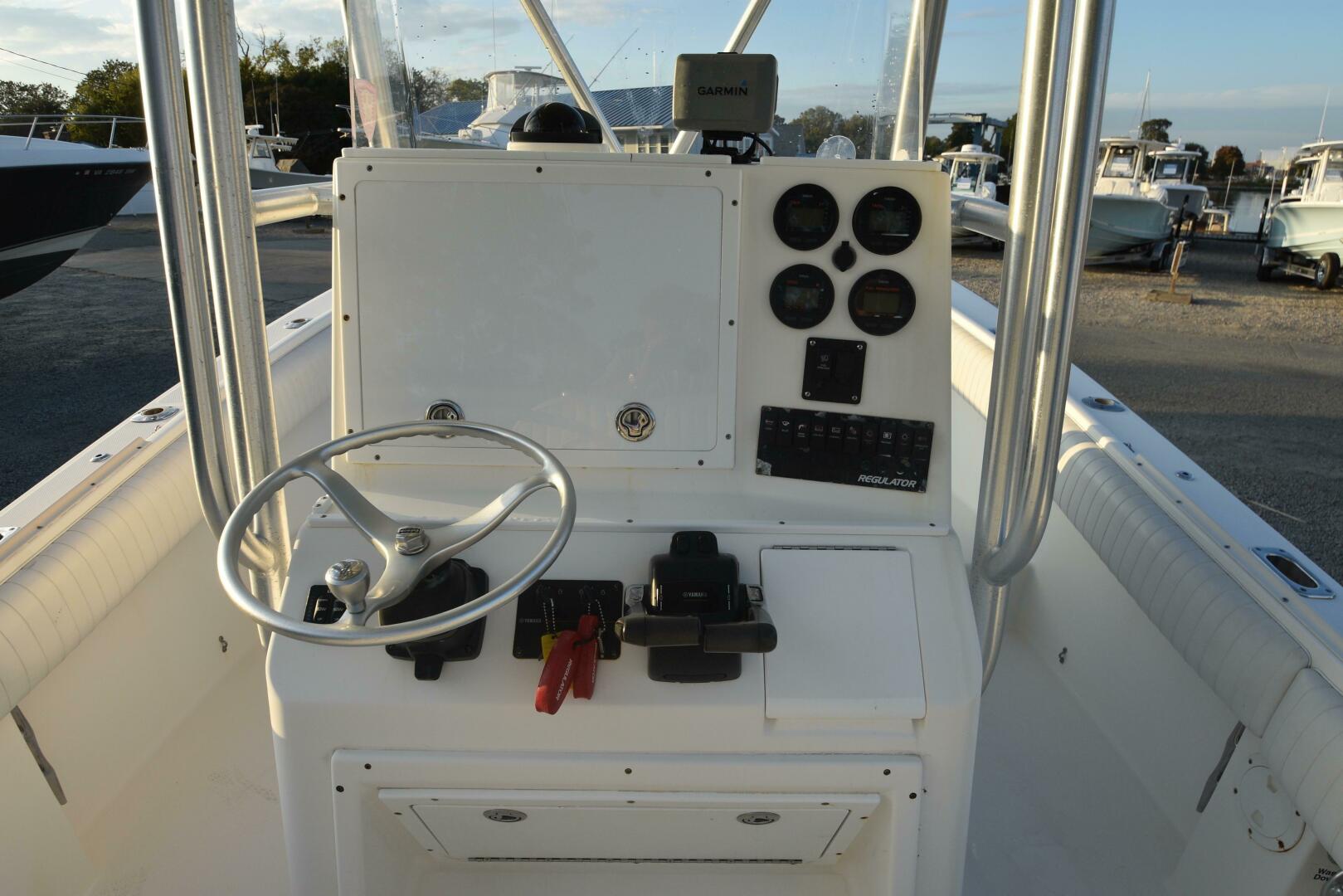 Slide: The Image of Regulator Marine 24 FS 2005 - 4813025