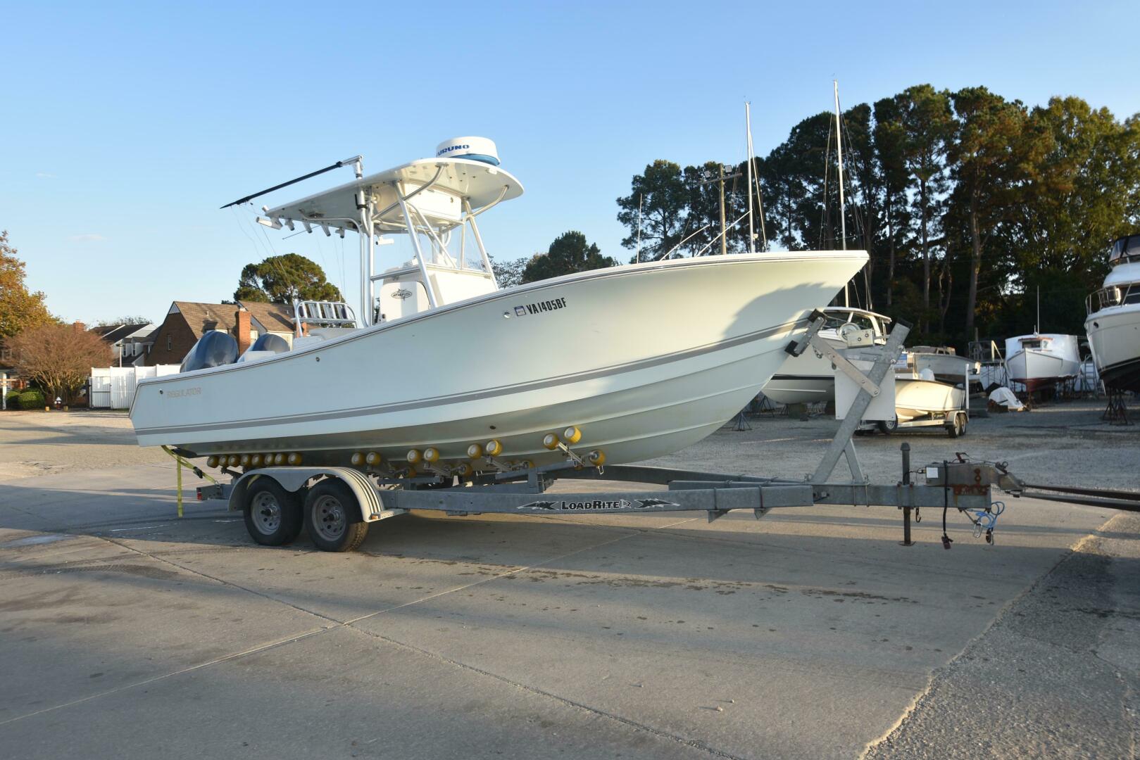 Slide: The Image of Regulator Marine 24 FS 2005 - 4813012