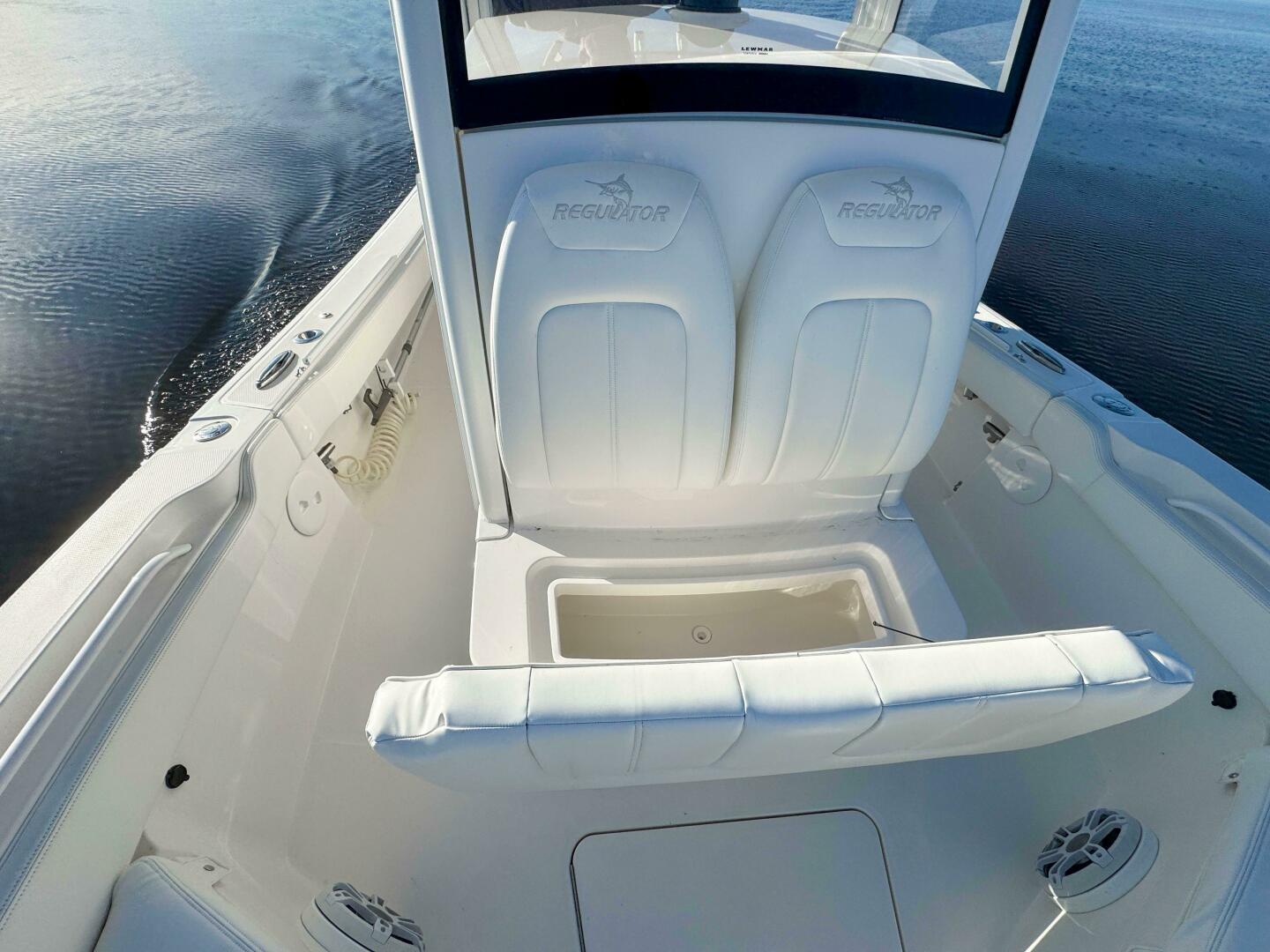 Slide: The Image of Regulator Marine 24 XO 2022 - 5176178