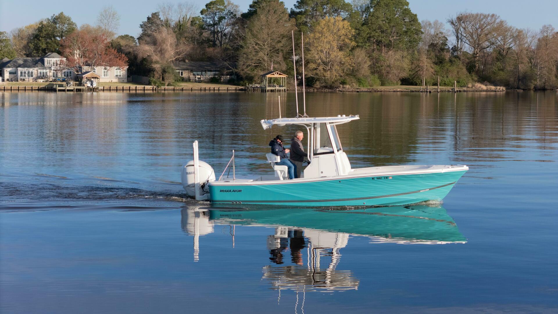 Slide: The Image of Regulator Marine 24 XO 2022 - 5176200