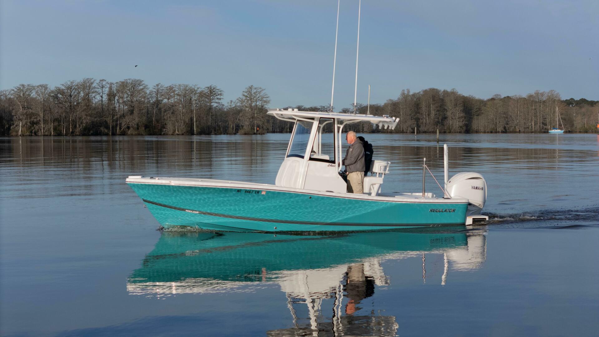 Slide: The Image of Regulator Marine 24 XO 2022 - 5176206