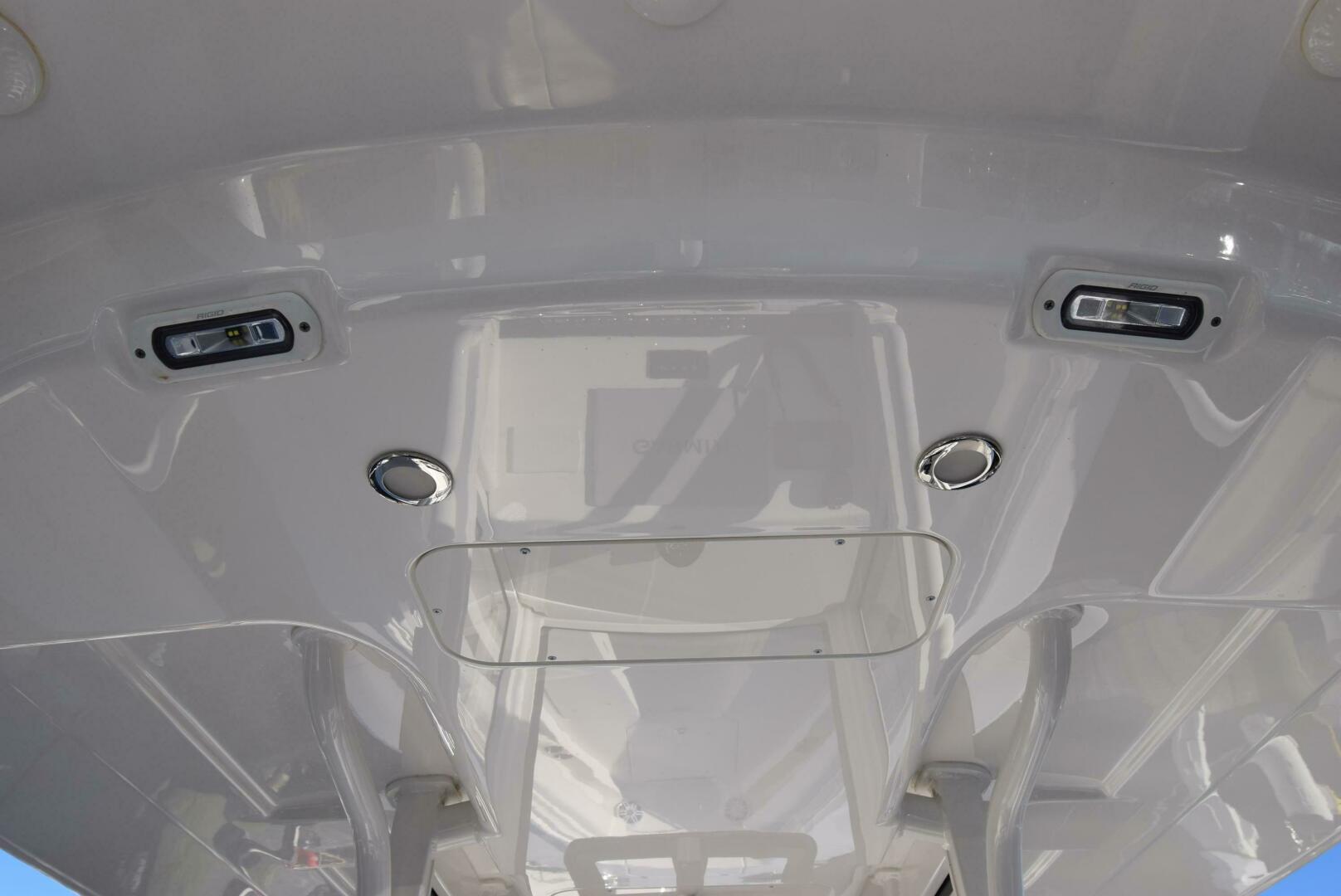 Slide: The Image of Regulator Marine 25 FS 2022 - 5262943
