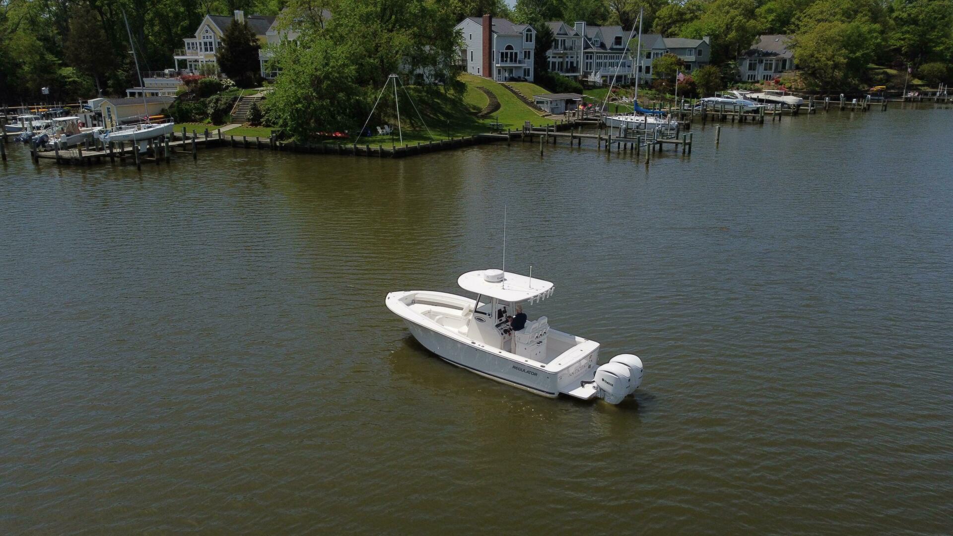 Slide: The Image of Regulator Marine 25 FS 2022 - 5262964