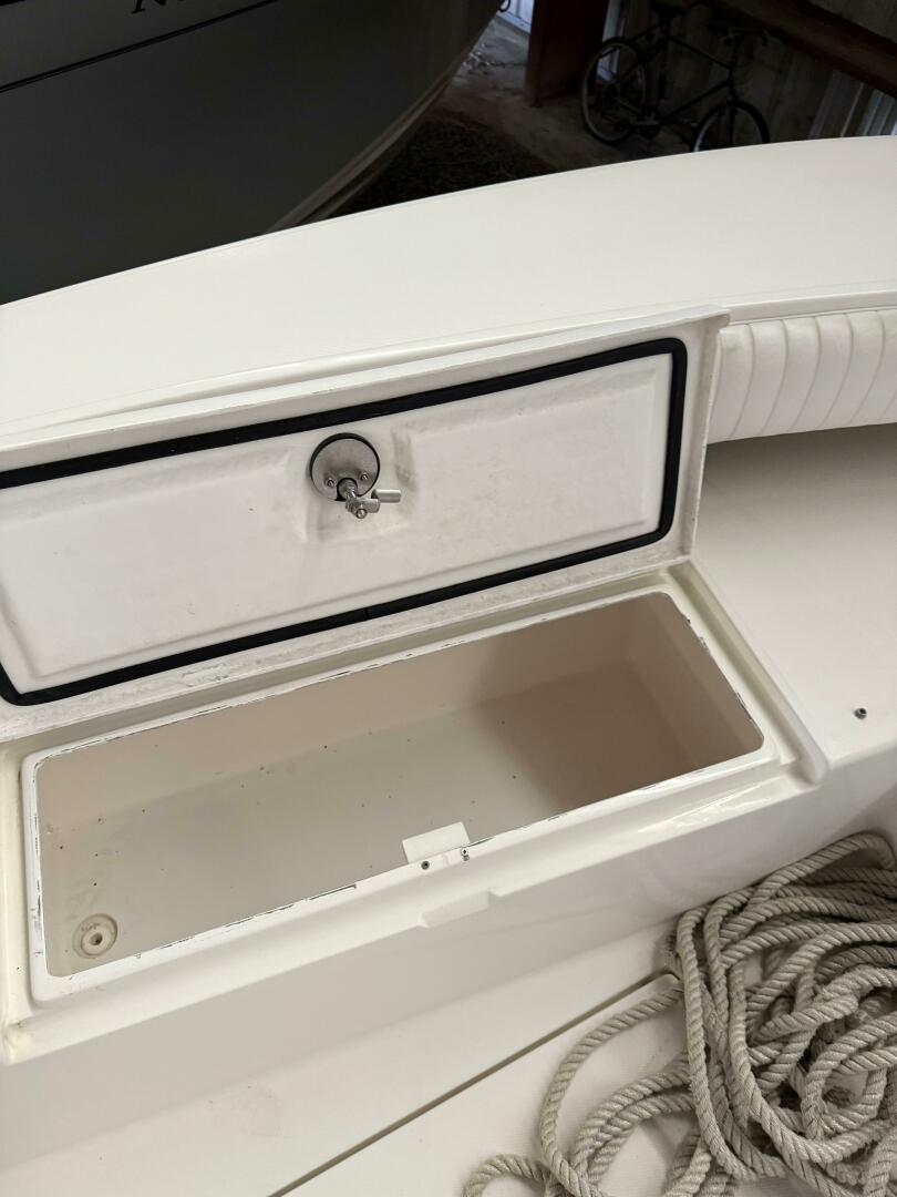 Slide: The Image of Regulator Marine 26 FS 2003 - 5289003