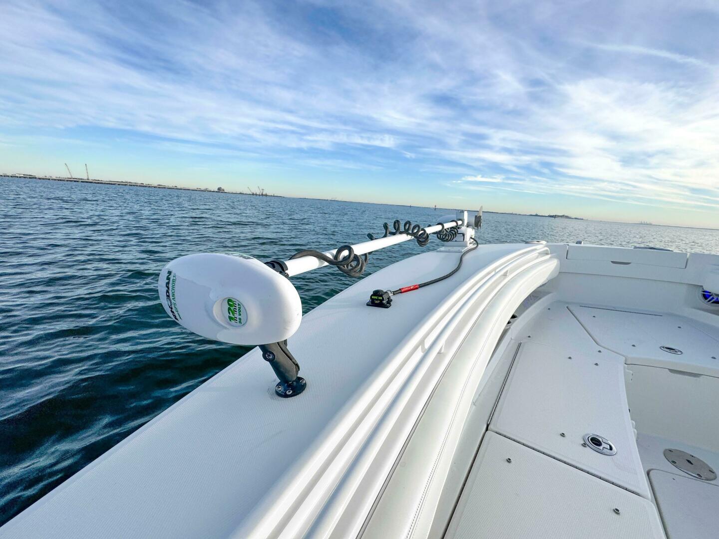 Slide: The Image of Regulator Marine 28 FS 2022 - 4826335
