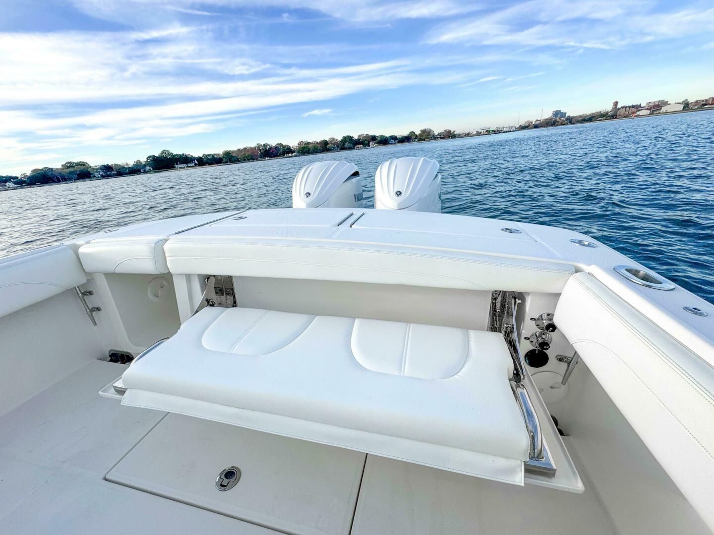 Slide: The Image of Regulator Marine 28 FS 2022 - 4826327