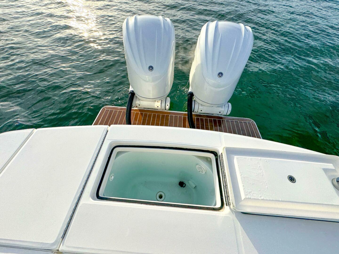 Slide: The Image of Regulator Marine 28 FS 2022 - 4826326