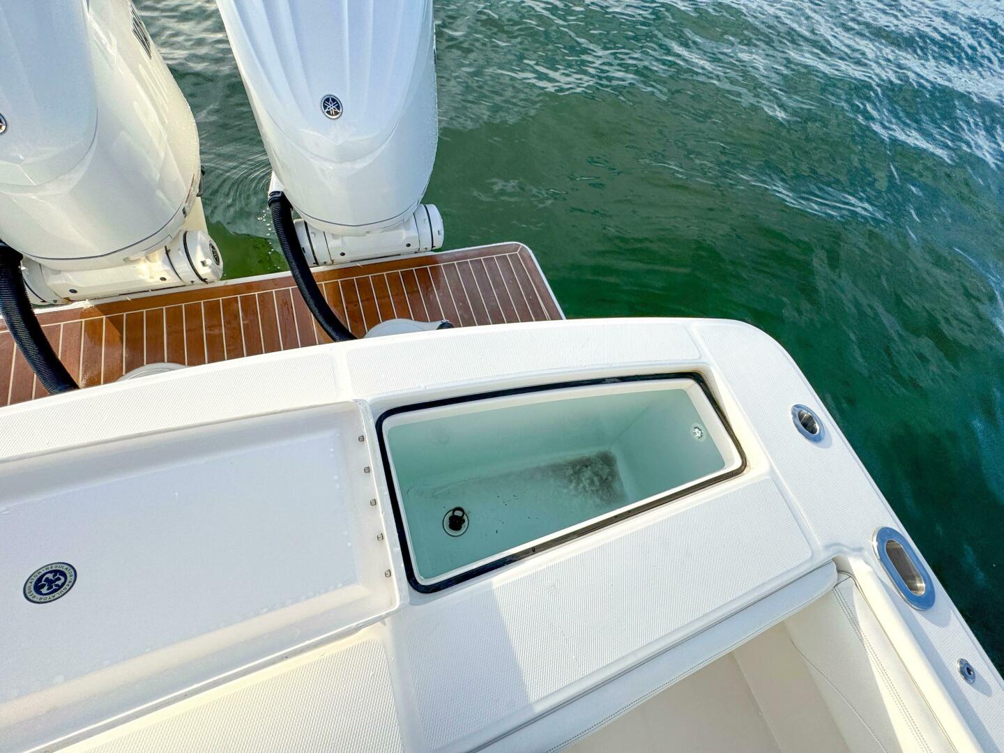 Slide: The Image of Regulator Marine 28 FS 2022 - 4826310