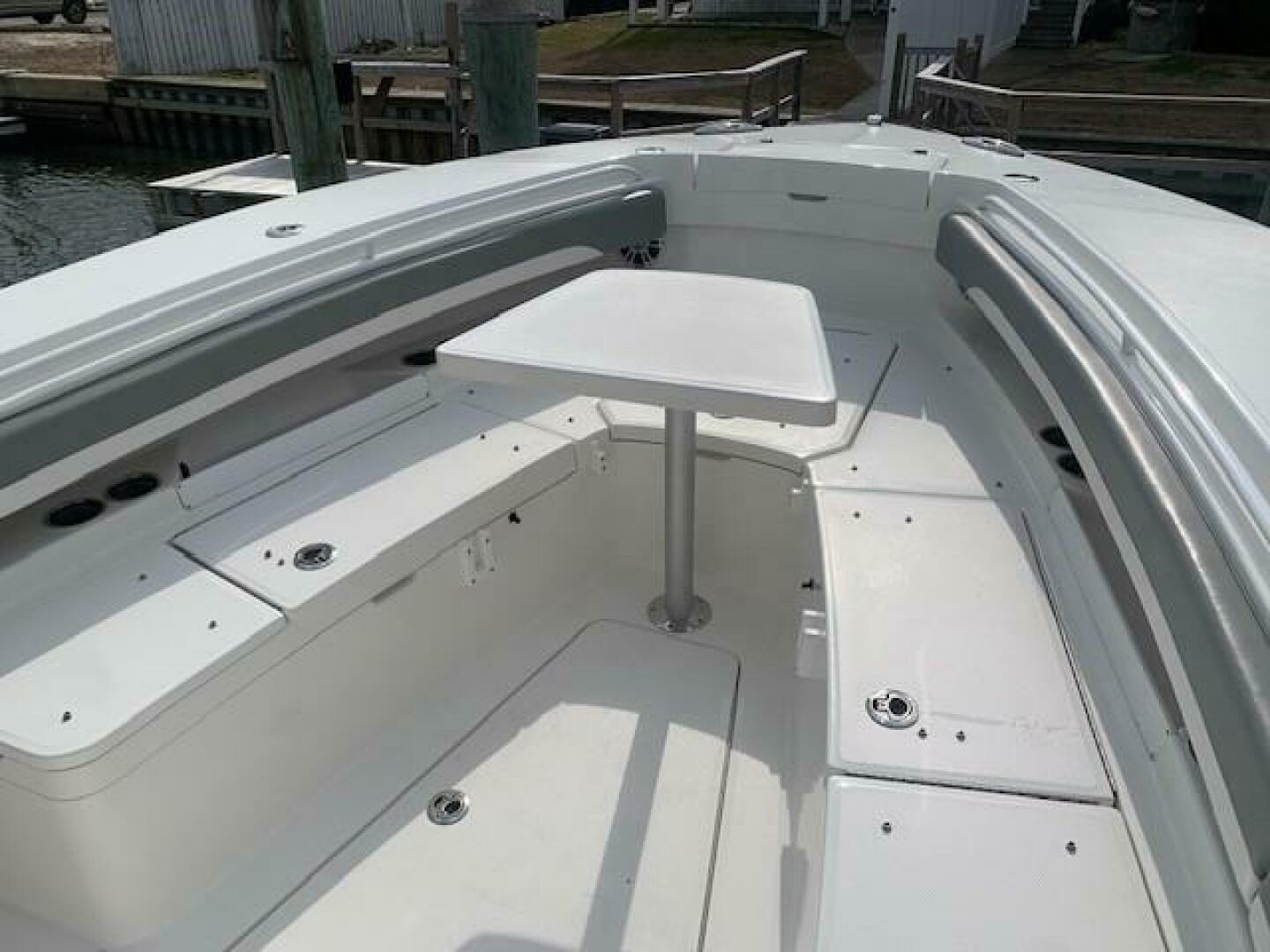 Slide: The Image of Regulator Marine 28FS 2024 - 5015367