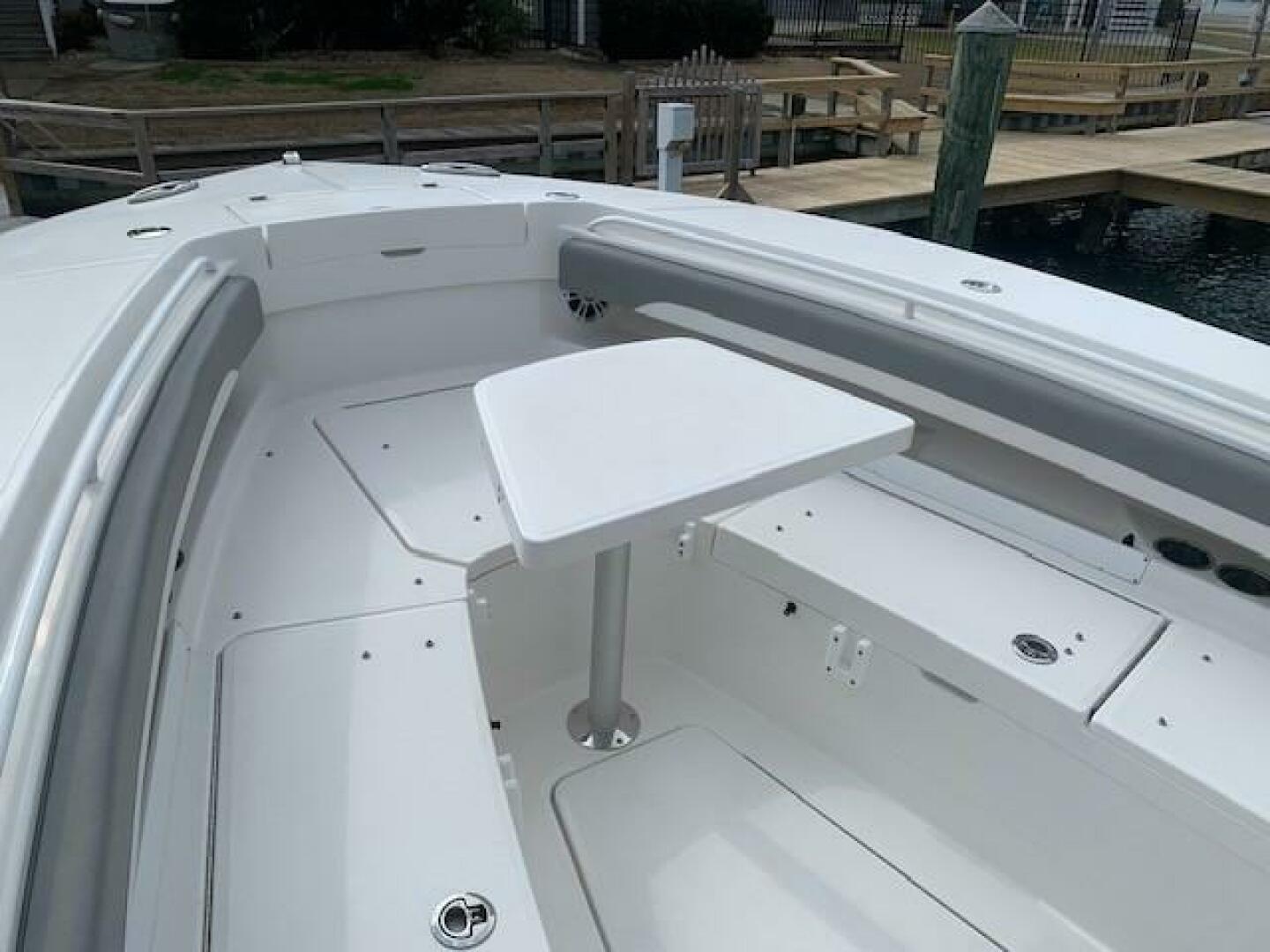 Slide: The Image of Regulator Marine 28FS 2024 - 5015362