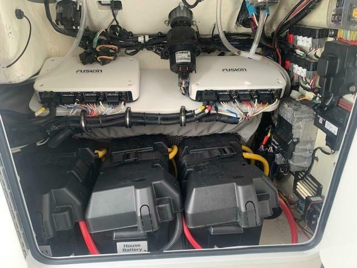 Slide: The Image of Regulator Marine 28FS 2024 - 5015382